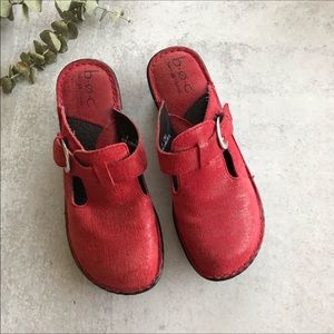 boc Buckled clogs